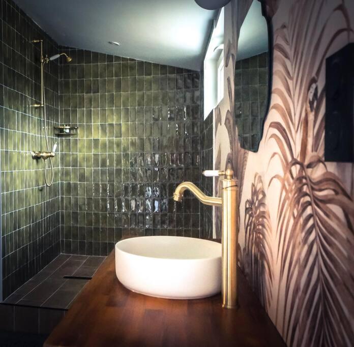 Maison Eliste - Love Gite Chic Avec Jacuzzi Interieur ลา กาซิลยี ภายนอก รูปภาพ